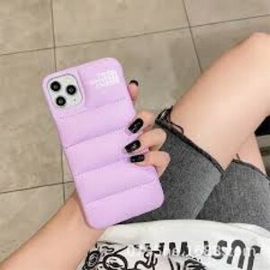 Auramma Purple TPU “Puffer Jacket” IPhone 14 Pro Case NEW